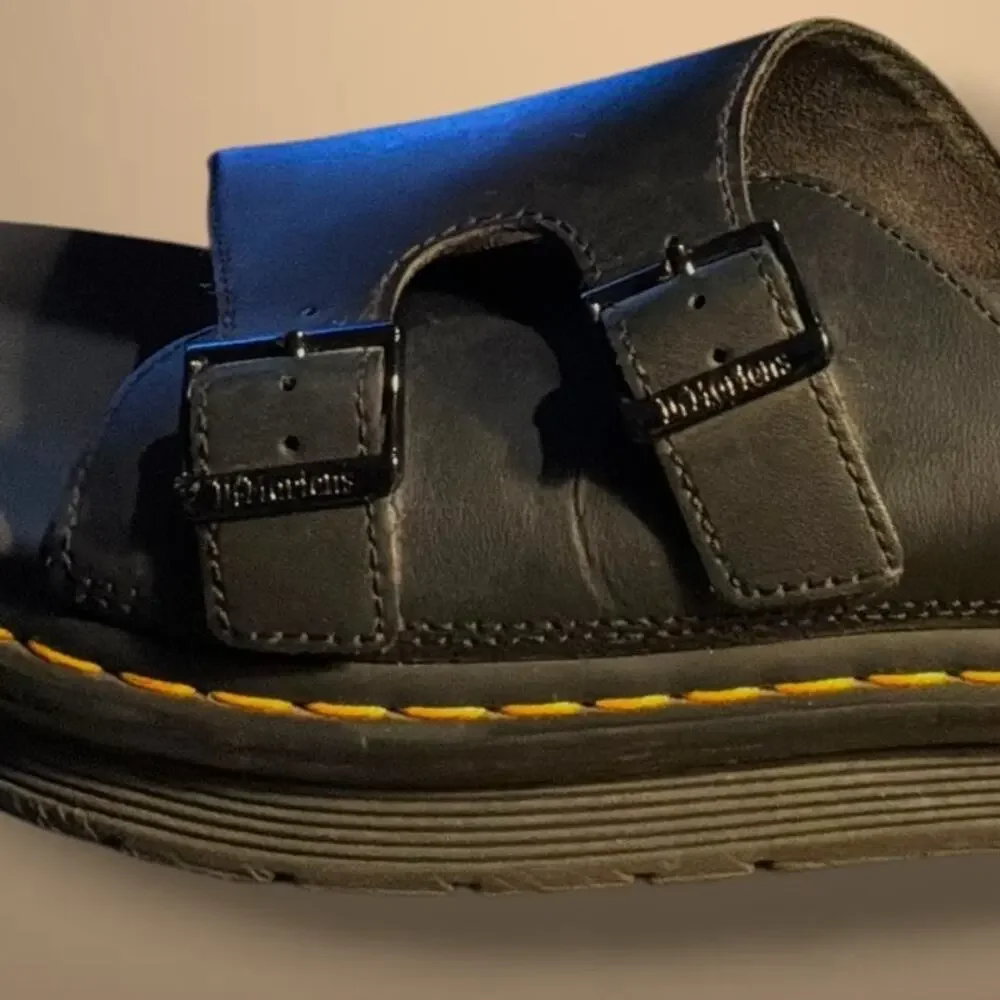 Size 12 Men's DR. MARTENS Dax Hydro Matte Black Leather Slide Sandals VGUC